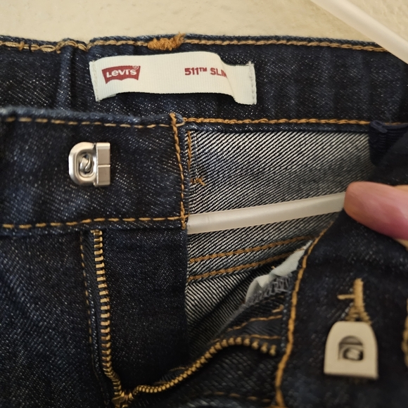 Levi's Dark Blue Denim Jeans - Picture 6 of 8